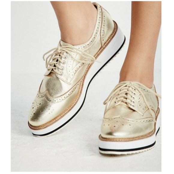 Shellys London Gold Citadel Leather 